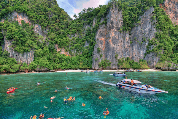 תמונת חוף הקופים אזור השחייה בטיול 7 האיים סגול אטרקציות בפוקט תאילנד